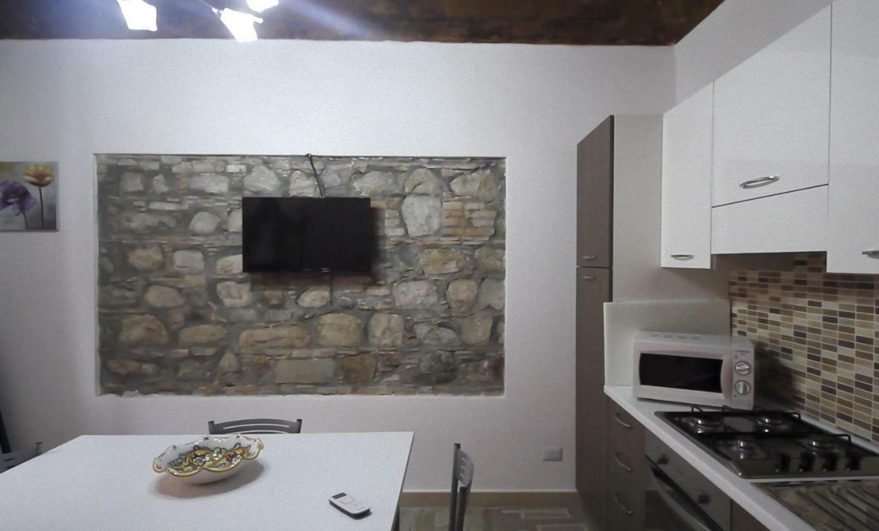 Camastra Holiday home *